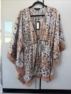 Vertigo Peach Mosaic-Print V-Neck Tunic with Lace Trim